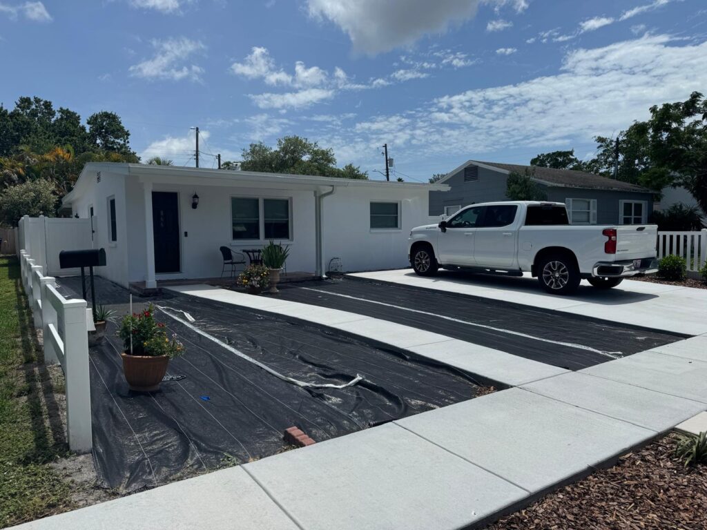 Exterior paint designed for Florida humidity on a St. Petersburg home